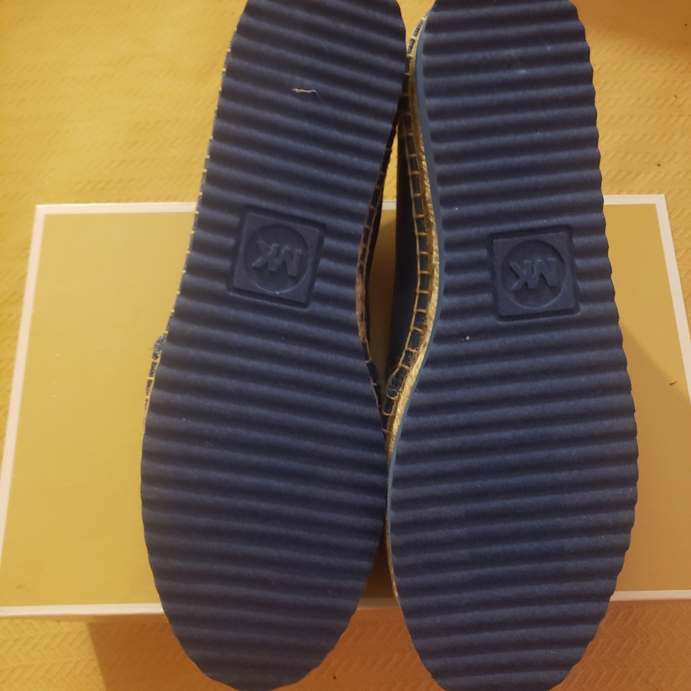 Michael Kors Hastings Espadrilles - Picture 5 of 7